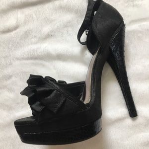 Black Heels with Ruffle Size 7